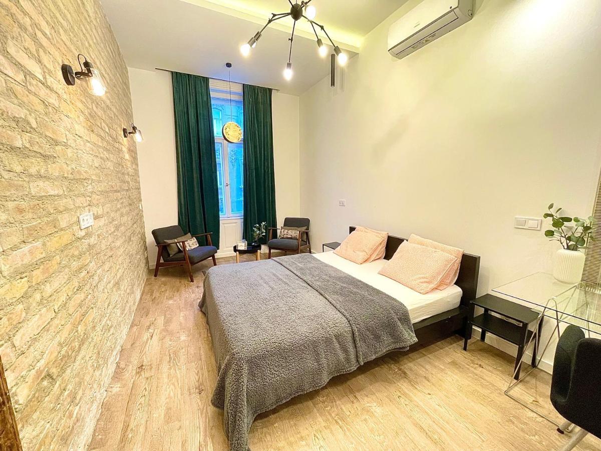 Dream Romance Residency - Finnish Sauna بودابست المظهر الخارجي الصورة